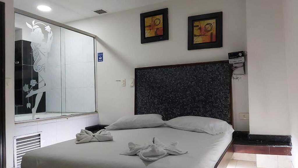 מדיין Hotel Marat מראה חיצוני תמונה